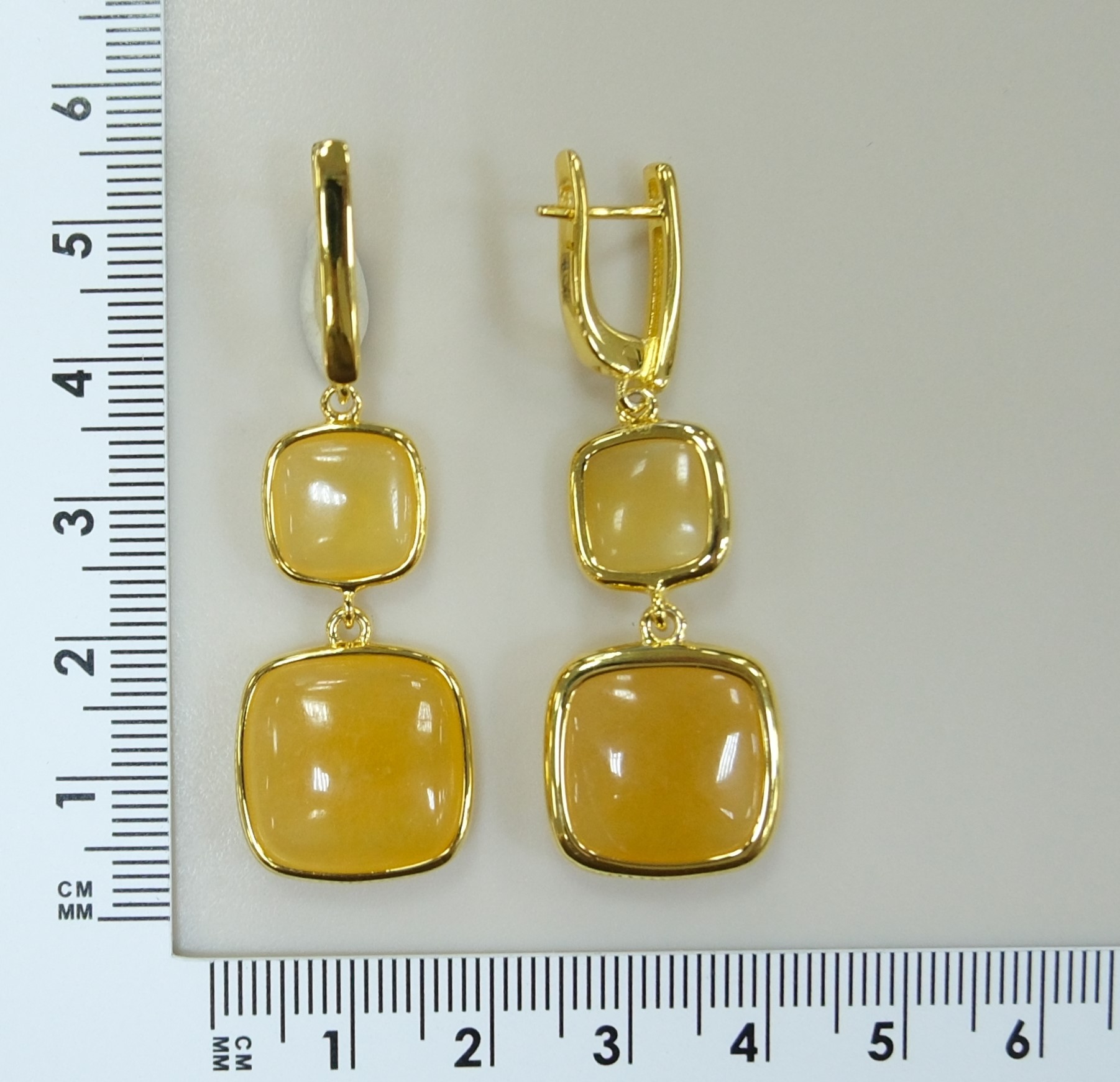 Серебряные серьги с желтыми бериллами